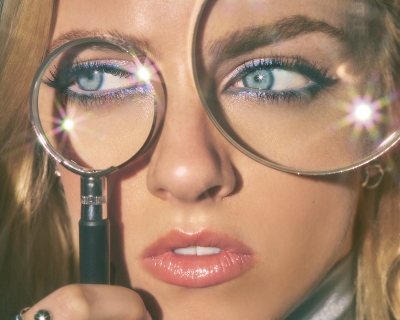 Xara in Incredi-Curl Mascara - Pitch Black (85171), Smoky Kohl Eyeliner - Sky High (22016)
