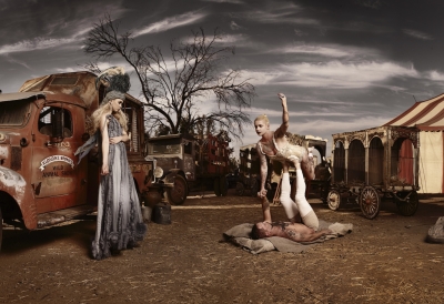 Chris-Gaskill-Photo-Cages-and-Carts