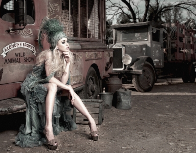 Chris-Gaskill-Photo-Carnival-Show-Girl-copy
