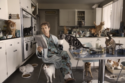 Chris-Gaskill-Sam-Jones-Martin-Short-Vanity-Fair-Cats-Table-NoText