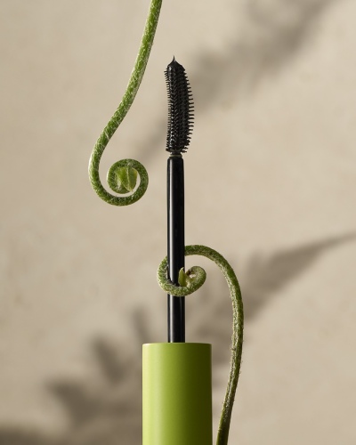 Well People - Expressionist Curling Mascara - Hero
Well People - Expressionist Curling Mascara (32007)