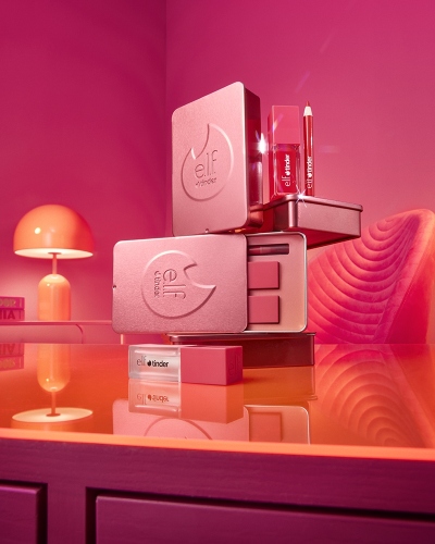 e.l.f. Cosmetics - Hero Shot of Lip Oil Tin