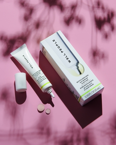 Still Life of Hydrogel Eye Cream (35002)